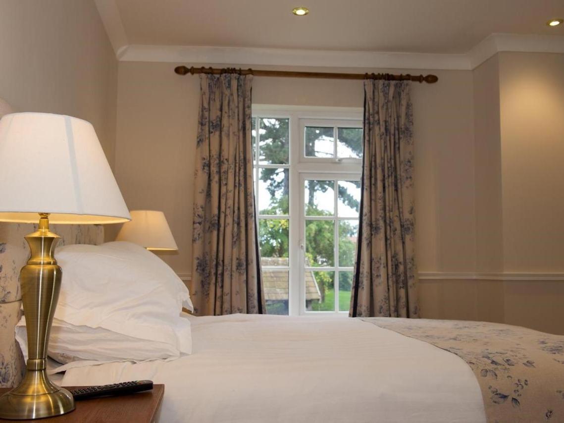 ノーサラートン The Wellington Heifer Bed & Breakfast エクステリア 写真