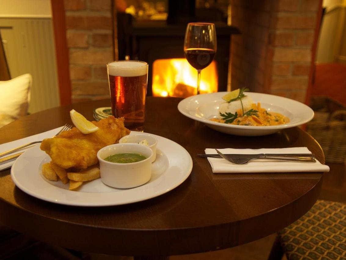 ノーサラートン The Wellington Heifer Bed & Breakfast エクステリア 写真